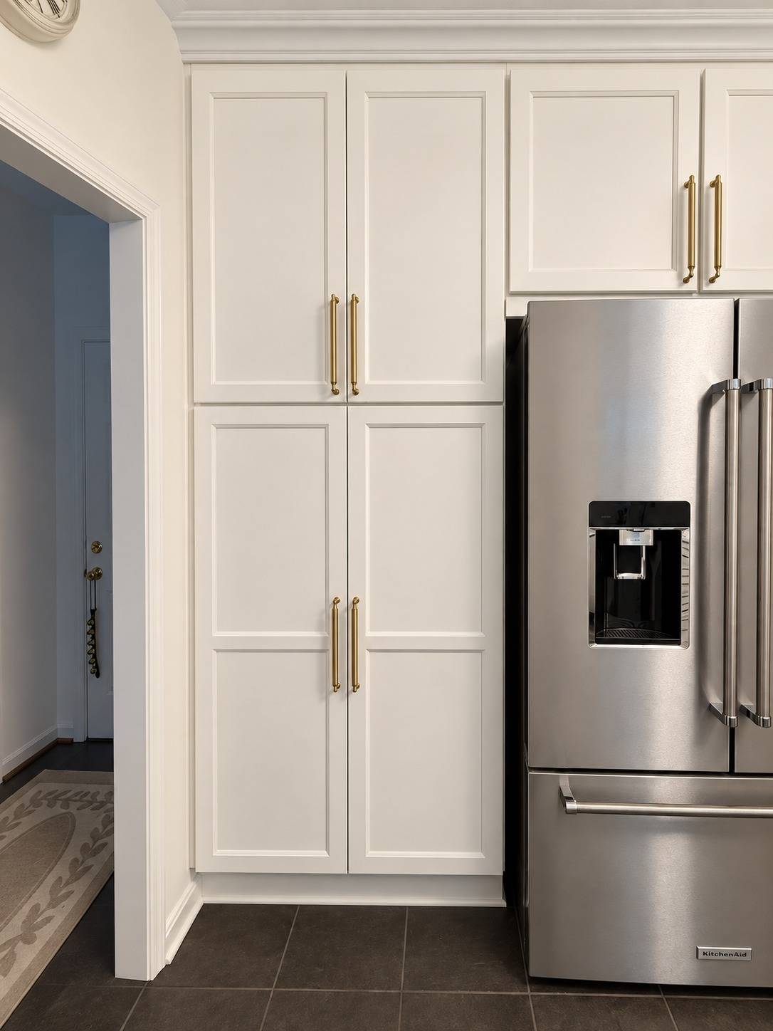 08-pantry-and-refrigerator